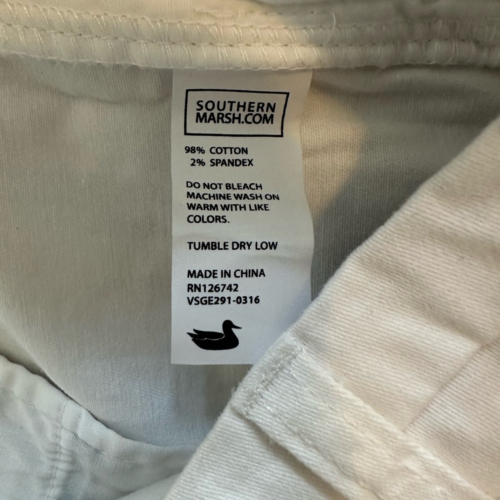 NWT Southern Marsh Brighton White 6 Women’s shorts - Picture 11 of 11